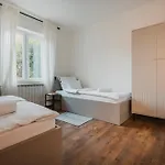 Casa Lutoma * Kmeti