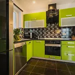 Semesterbostad Casa Lutoma Kmeti