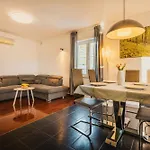 Casa Lutoma * Kmeti