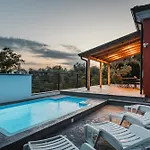 Casa Lutoma Semesterbostad Kmeti