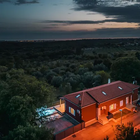 Vikendica Casa Lutoma *