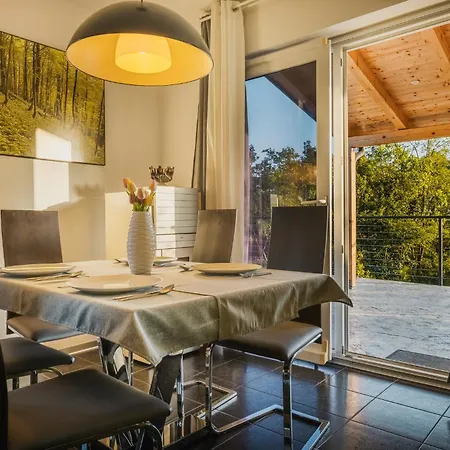 Feriehus Casa Lutoma Kmeti