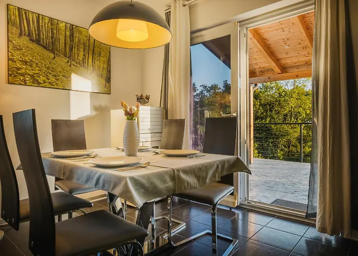 Vakantiehuis Casa Lutoma Kmeti