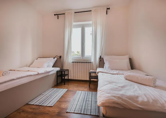 Casa Lutoma Vikendica