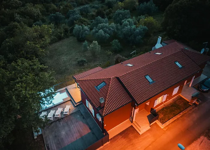 Casa Lutoma Kmeti