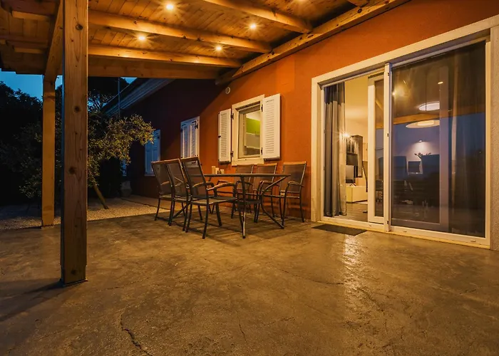 Vikendica Casa Lutoma *