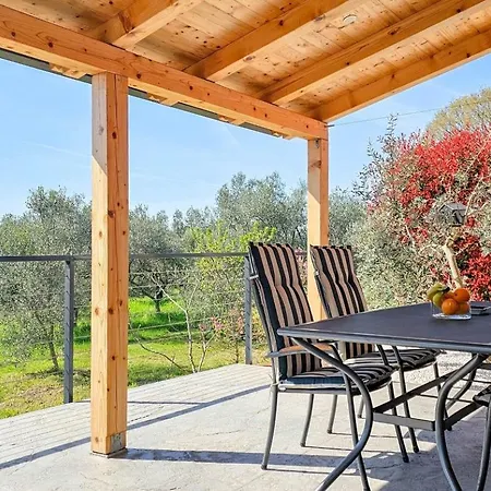 Casa Lutoma Holiday home *