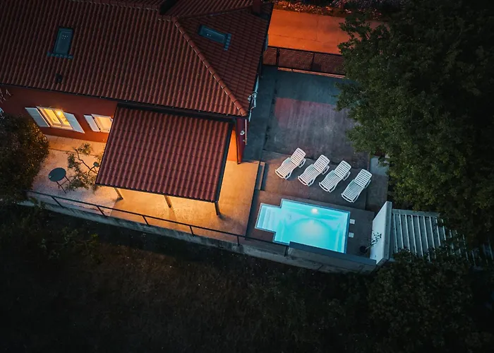 Casa Lutoma *